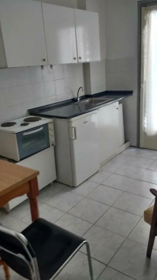 Apartment City Center Apartment: Beachfront and Concert Hall Proximity Thessaloniki