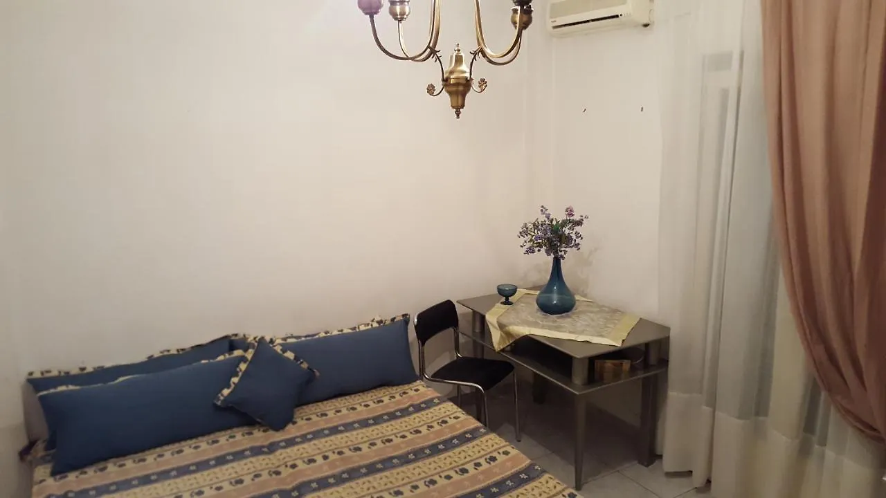 City Center Apartment: Beachfront and Concert Hall Proximity Thessaloniki